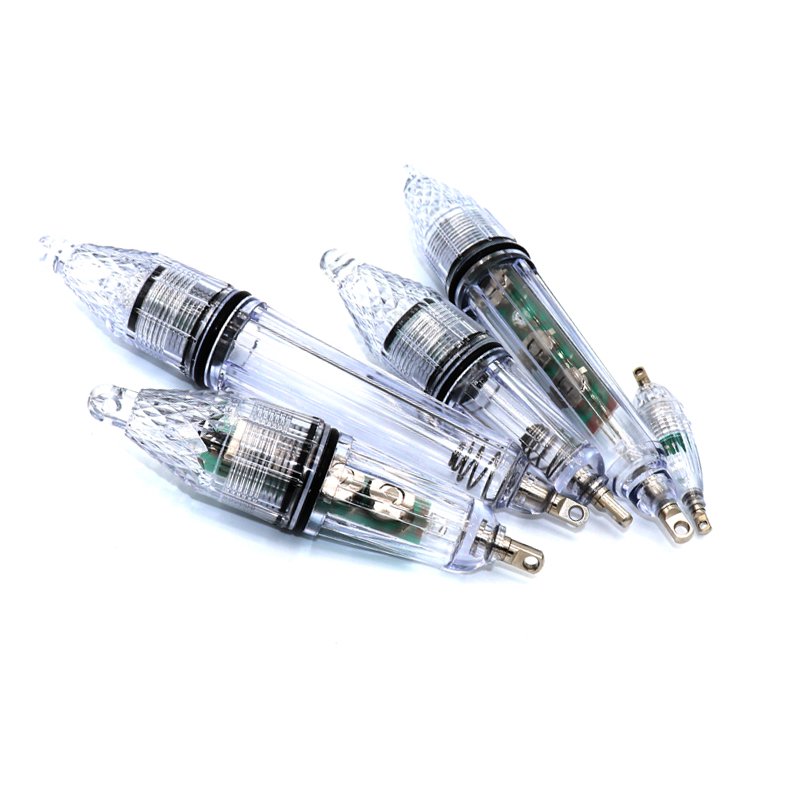 deep-sea-fish-attracting-light-squid-light-yy03